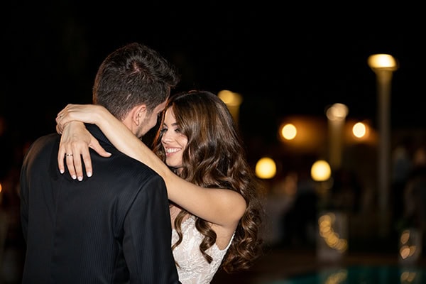 rustic-summer-wedding-athens-white-romantic-blooms_20