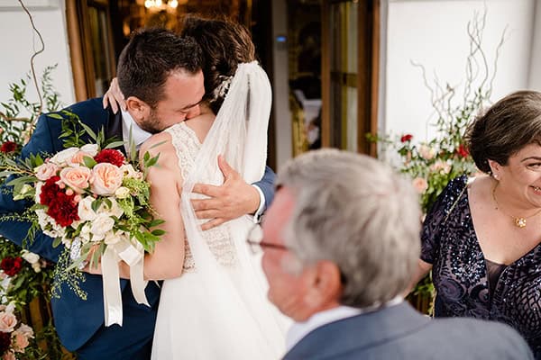 rustic-summer-wedding-white-red-hues_14