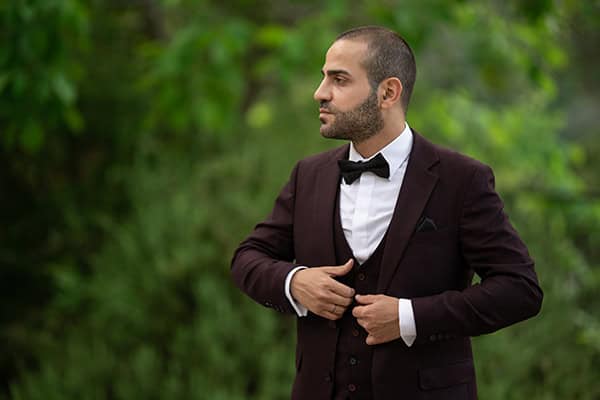 spring-wedding-nicosia-protea-burgundy-hues_34x