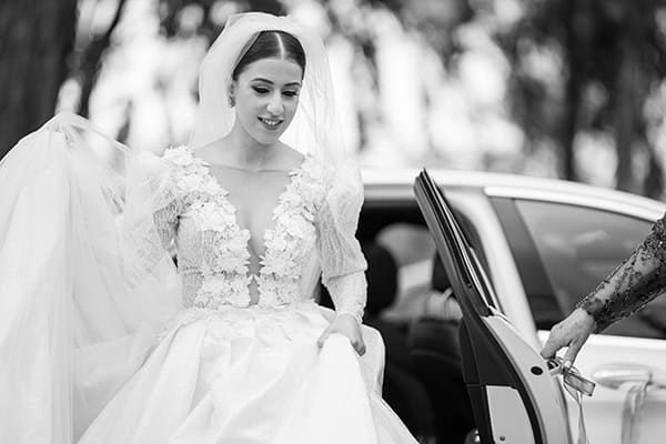 spring-wedding-nicosia-protea-burgundy-hues_46