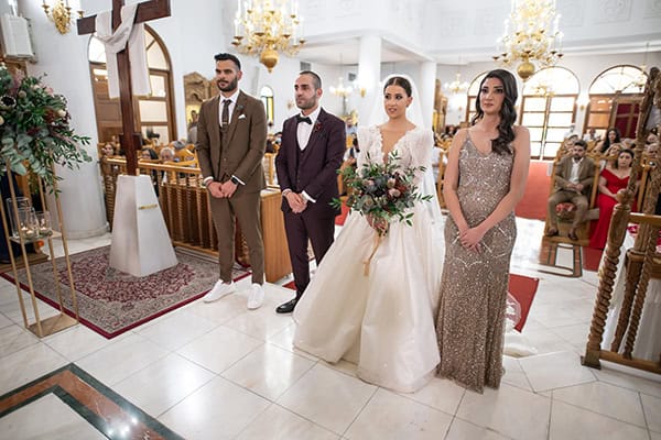 spring-wedding-nicosia-protea-burgundy-hues_52