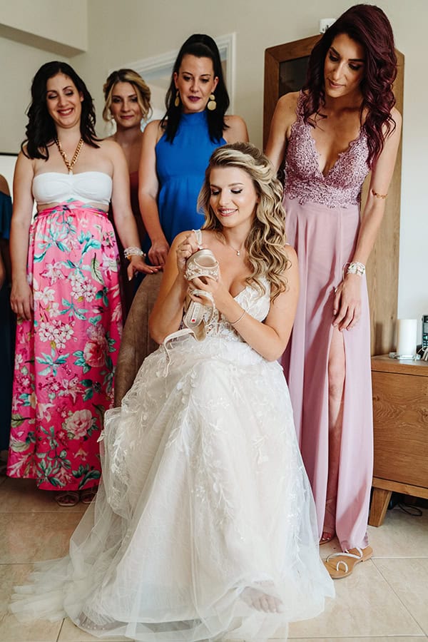 summer-wedding-athens-pastel-tones_11