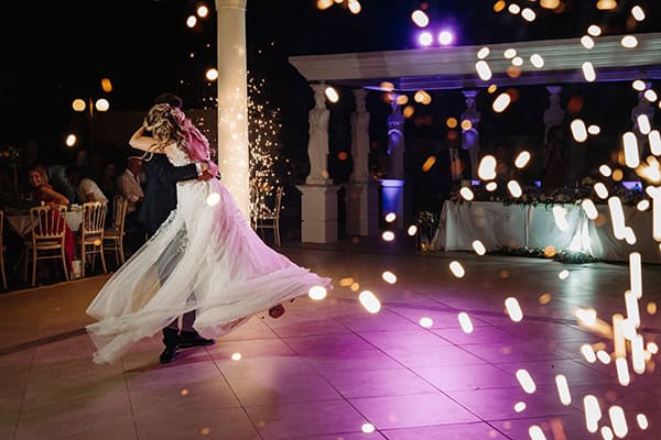 summer-wedding-athens-pastel-tones_36