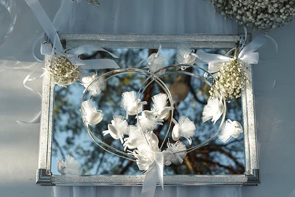 summer-wedding-baby-breath-romantic-details_13