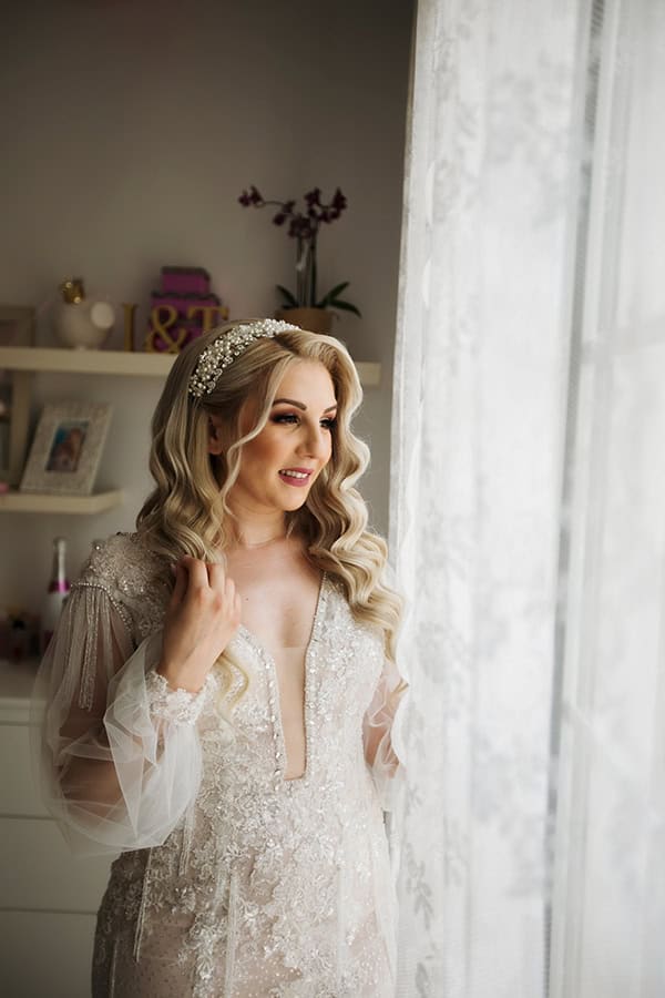 summer-wedding-paphos-pampas-grass-roses_11x