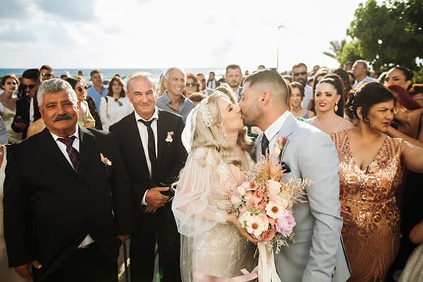 summer-wedding-paphos-pampas-grass-roses_30