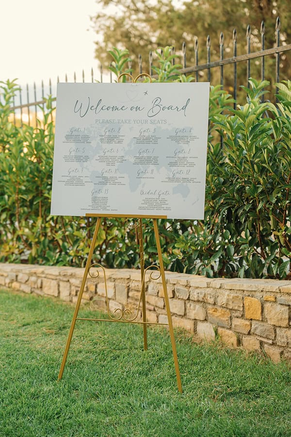 utterly-romantic-summer-wedding-rhodes-light-blue-details-white-lysianthus_36