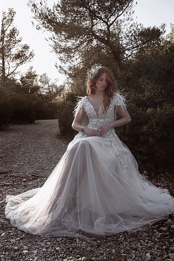 aetherial-bridal-wedding-dressesmay-theotoki-glamorous-bridal-look_11