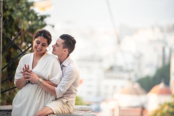 beautiful-engagement-shoot-plaka-athens-happy-snapshots_01