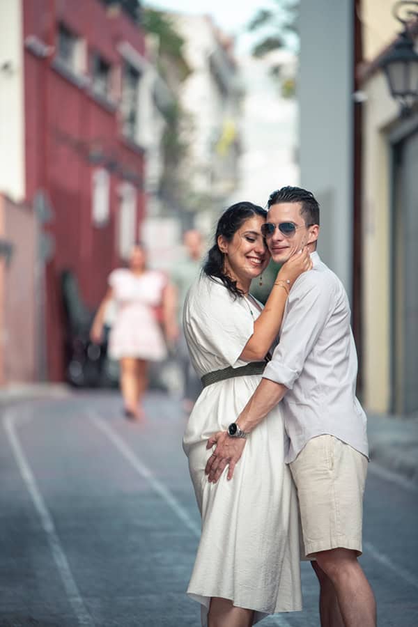beautiful-engagement-shoot-plaka-athens-happy-snapshots_04x