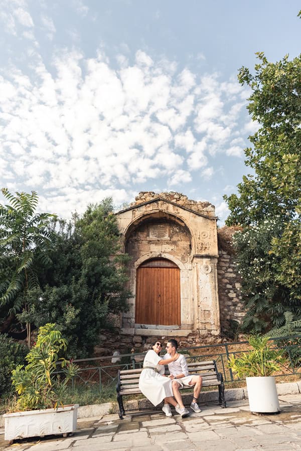 beautiful-engagement-shoot-plaka-athens-happy-snapshots_16x