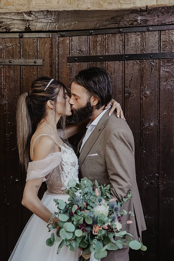 beautiful-fall-wedding-limasol-romantic-atmosphere_01x