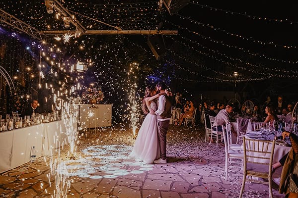beautiful-fall-wedding-limasol-romantic-atmosphere_24