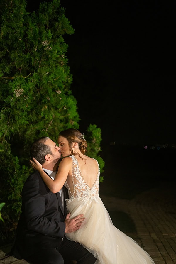beautiful-romantic-wedding-athens-christmas-spirit_28