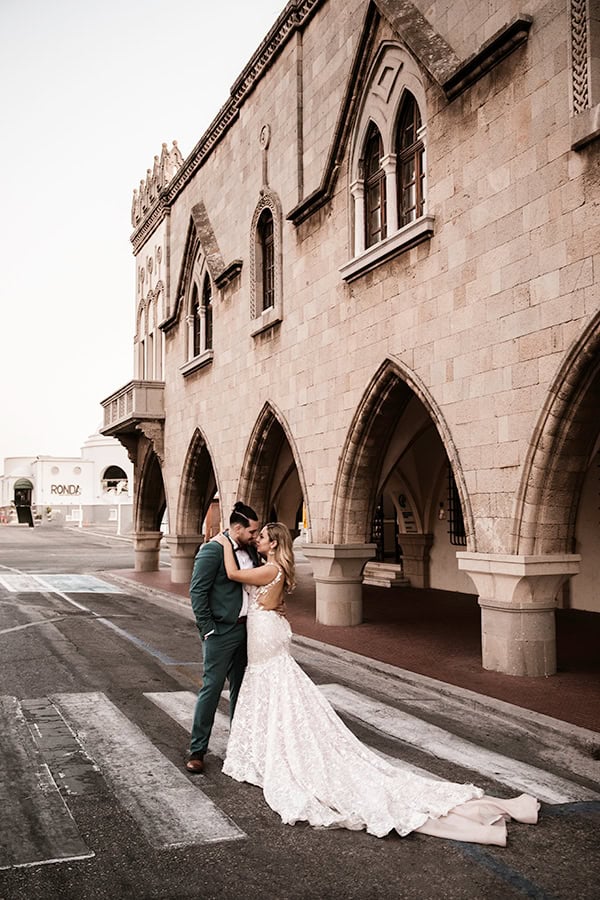 beautiful-romantic-wedding-rhodes-pastel-hues_01