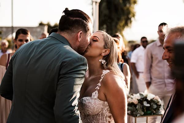 beautiful-romantic-wedding-rhodes-pastel-hues_12