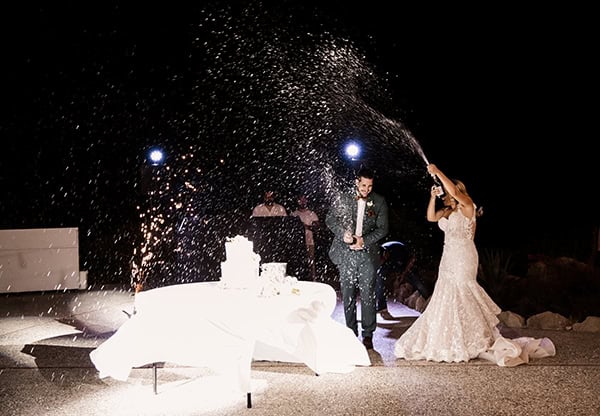 beautiful-romantic-wedding-rhodes-pastel-hues_16x