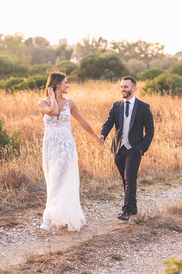 beautiful-summer-wedding-athens-romantic-decoration_01x