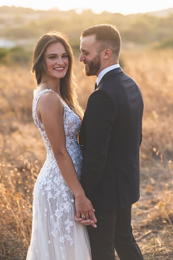 beautiful-summer-wedding-athens-romantic-decoration_04