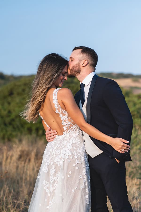 beautiful-summer-wedding-athens-romantic-decoration_43