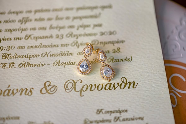 beautiful-summer-wedding-romantic-white-blooms_04