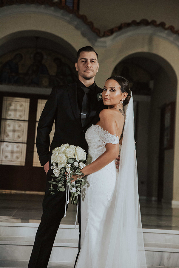 beautiful-summer-wedding-white-romantic-blooms_02