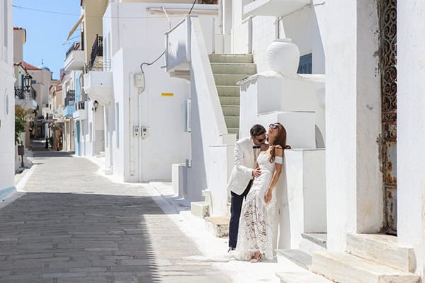 bohemian-wedding-athens-beautiful-florals-blue-hydrangeas_02