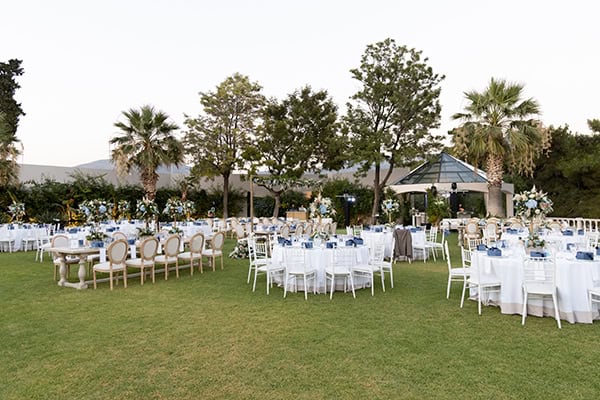 bohemian-wedding-athens-beautiful-florals-blue-hydrangeas_13