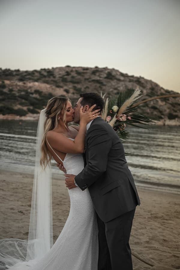 boho-chic-wedding-baptism-athens-pampas-grass-chrysanthema_02x