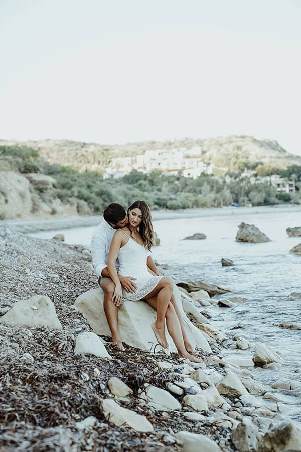 dreamy-prewedding-shoot-beach_03