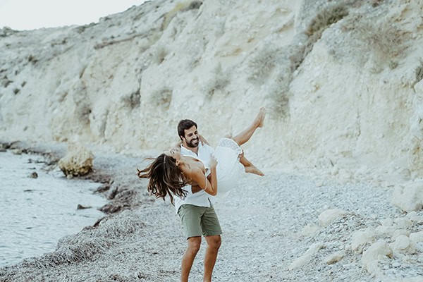 dreamy-prewedding-shoot-beach_10