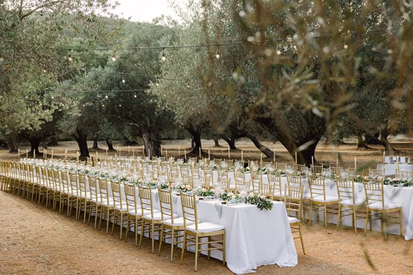 elegant-chic-decoration-wedding-reception-kefalonia-gold-hues_01