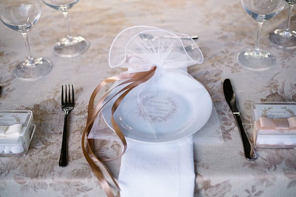 elegant-fall-wedding-athens-white-lilum_18