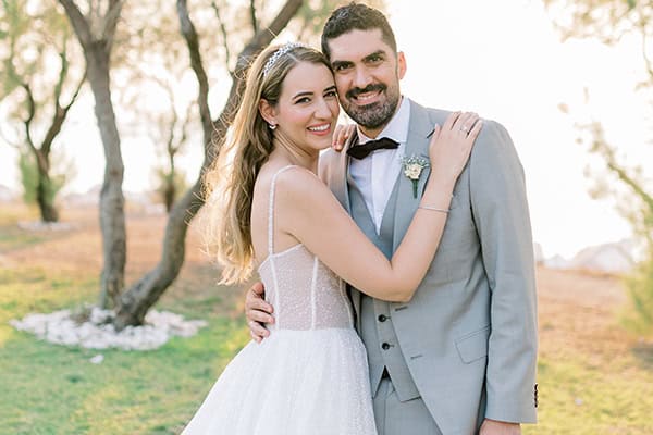 Elegant καλοκαιρινός γάμος στο Ble Azure με λευκά λουλούδια │ Ελένη & Ανδρέας