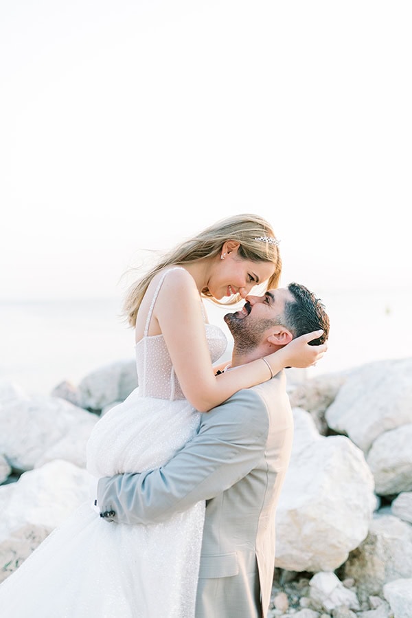 elegant-summer-wedding-ble-azure-white-blooms_04