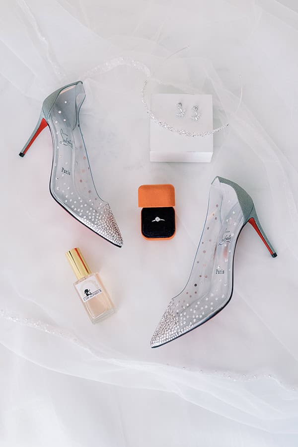 elegant-summer-wedding-ble-azure-white-blooms_08