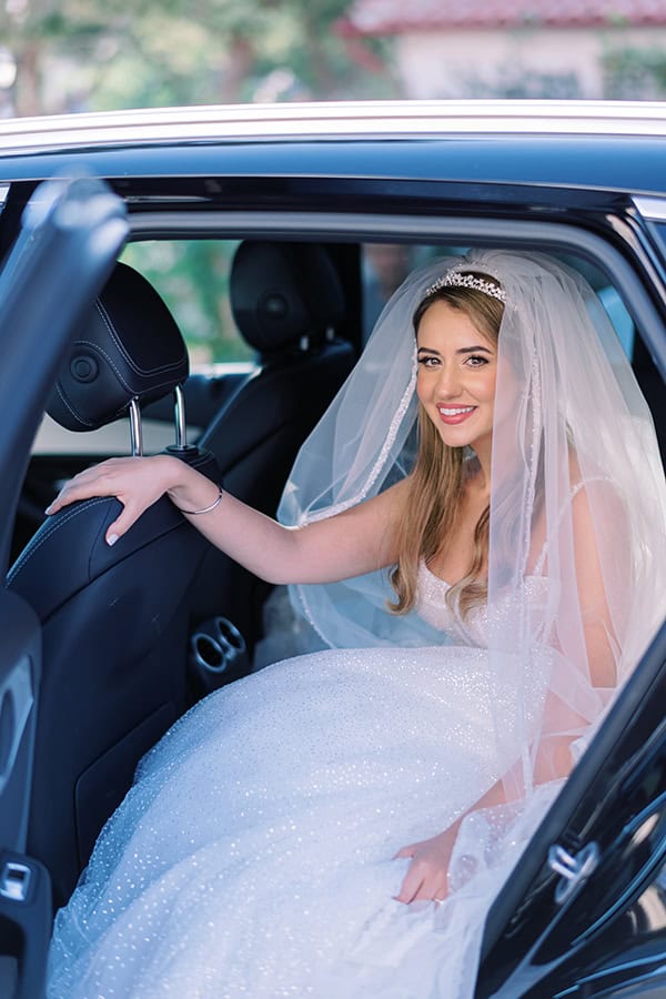 elegant-summer-wedding-ble-azure-white-blooms_27