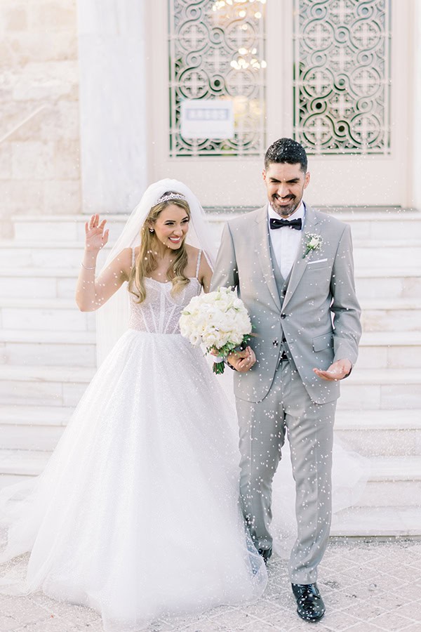 elegant-summer-wedding-ble-azure-white-blooms_37