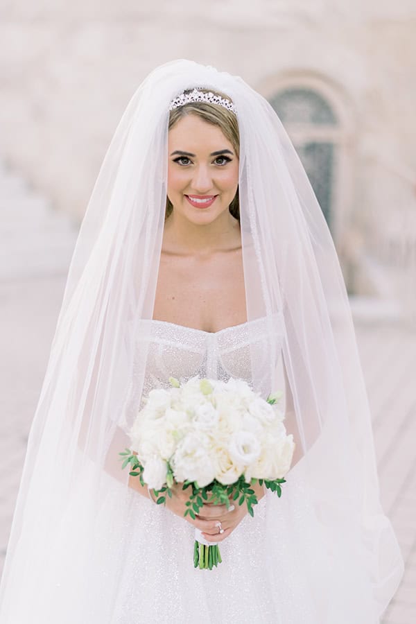 elegant-summer-wedding-ble-azure-white-blooms_42