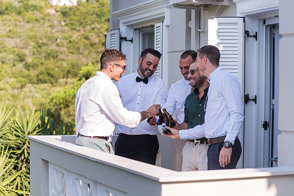 impressive-summer-wedding-lakonia-lush-floral-arrangments_18