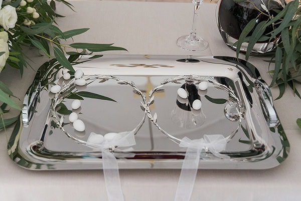 impressive-summer-wedding-lakonia-lush-floral-arrangments_43