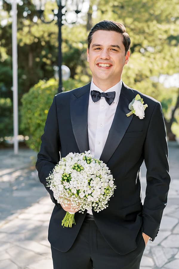 impressive-wedding--light-blue-white-hydrangeas_32