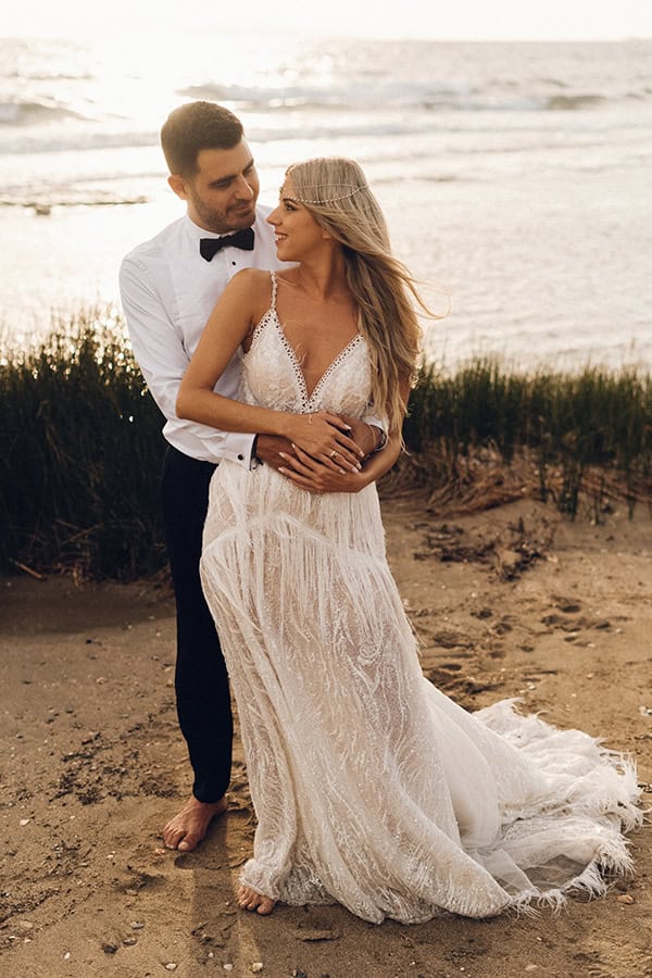 island-summer-wedding-boho-floral-arrangments_01