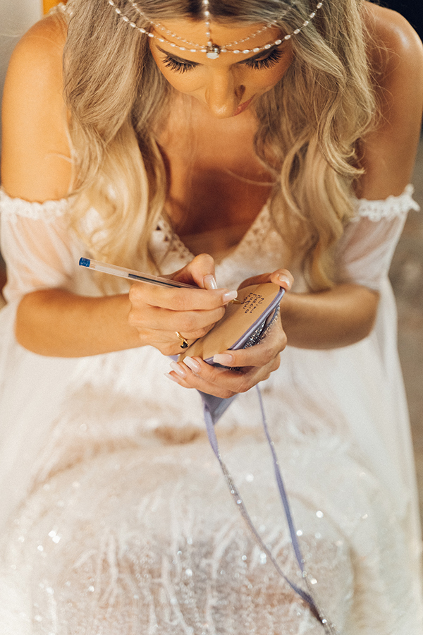 island-summer-wedding-boho-floral-arrangments_12