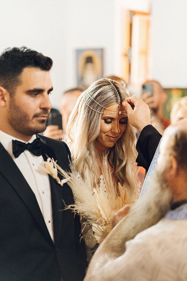 island-summer-wedding-boho-floral-arrangments_24