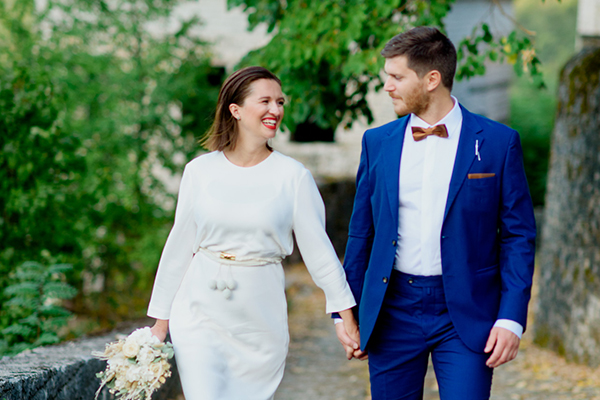 Υπέροχος φθινοπωρινός γάμος στα Ζαγοροχώρια με έναν ιδιαίτερο ανθοστολισμό από dried flowers │ Aλεξάνδρα & Ορφέας