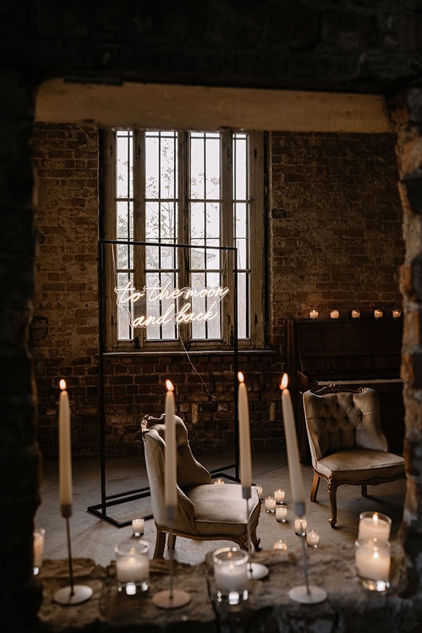 luxury-fall-wedding-thessaloniki-white-florals-special-lighting_37