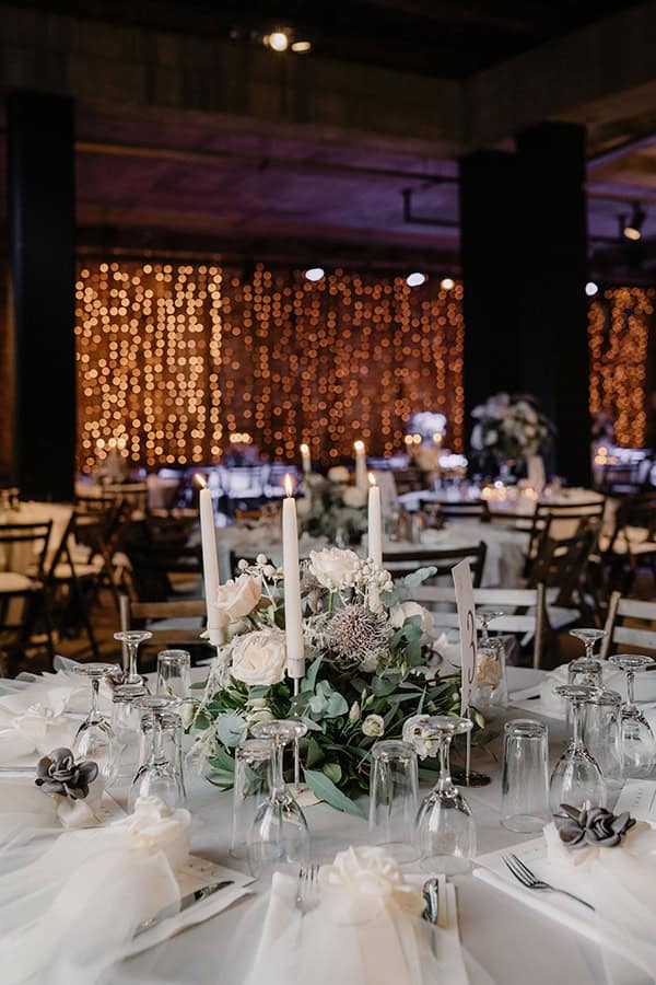 luxury-fall-wedding-thessaloniki-white-florals-special-lighting_41