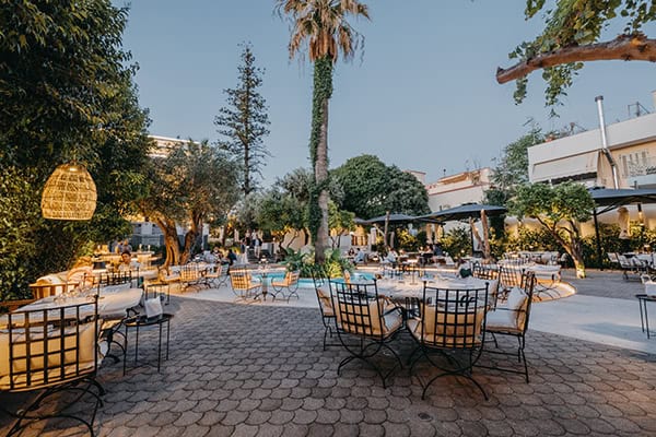 Σχεδιάστε μια ονειρεμένη γαμήλια δεξίωση στο The Bold Type Hotel