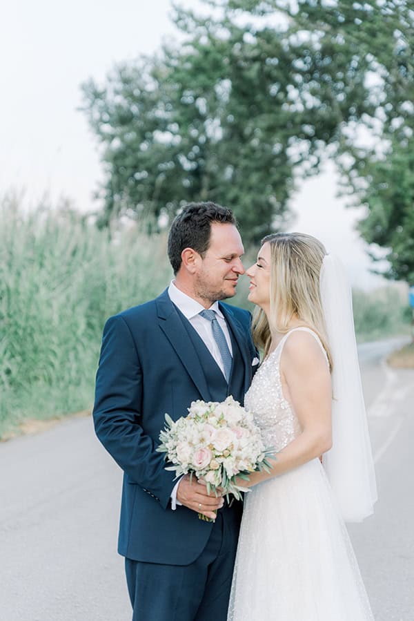 romantic-summer-wedding-florals-pastel-tones_03